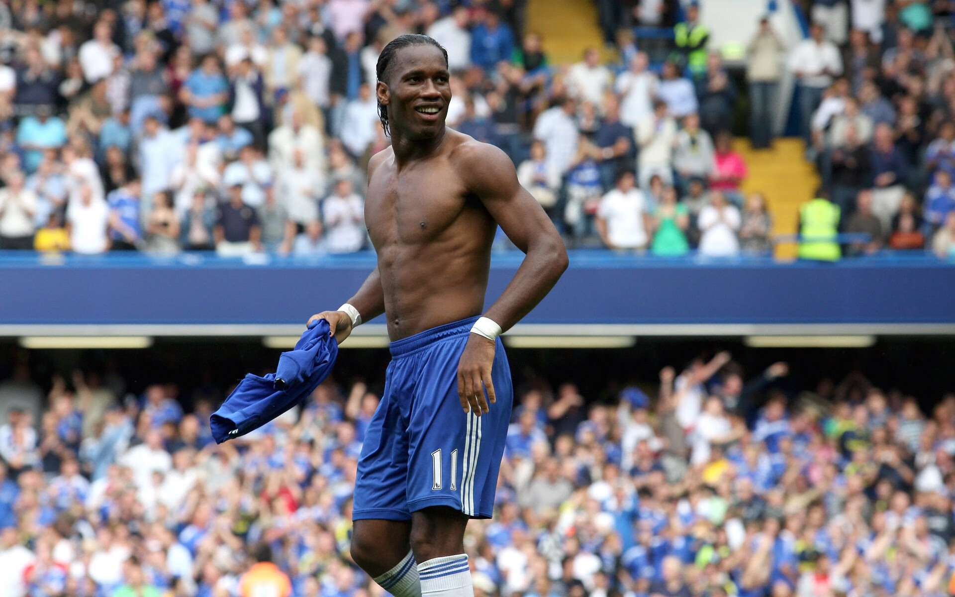 AYX体育官网-卢卡库：罗马锋霸，比利时魔兽，卢卡库为什么是比利时人